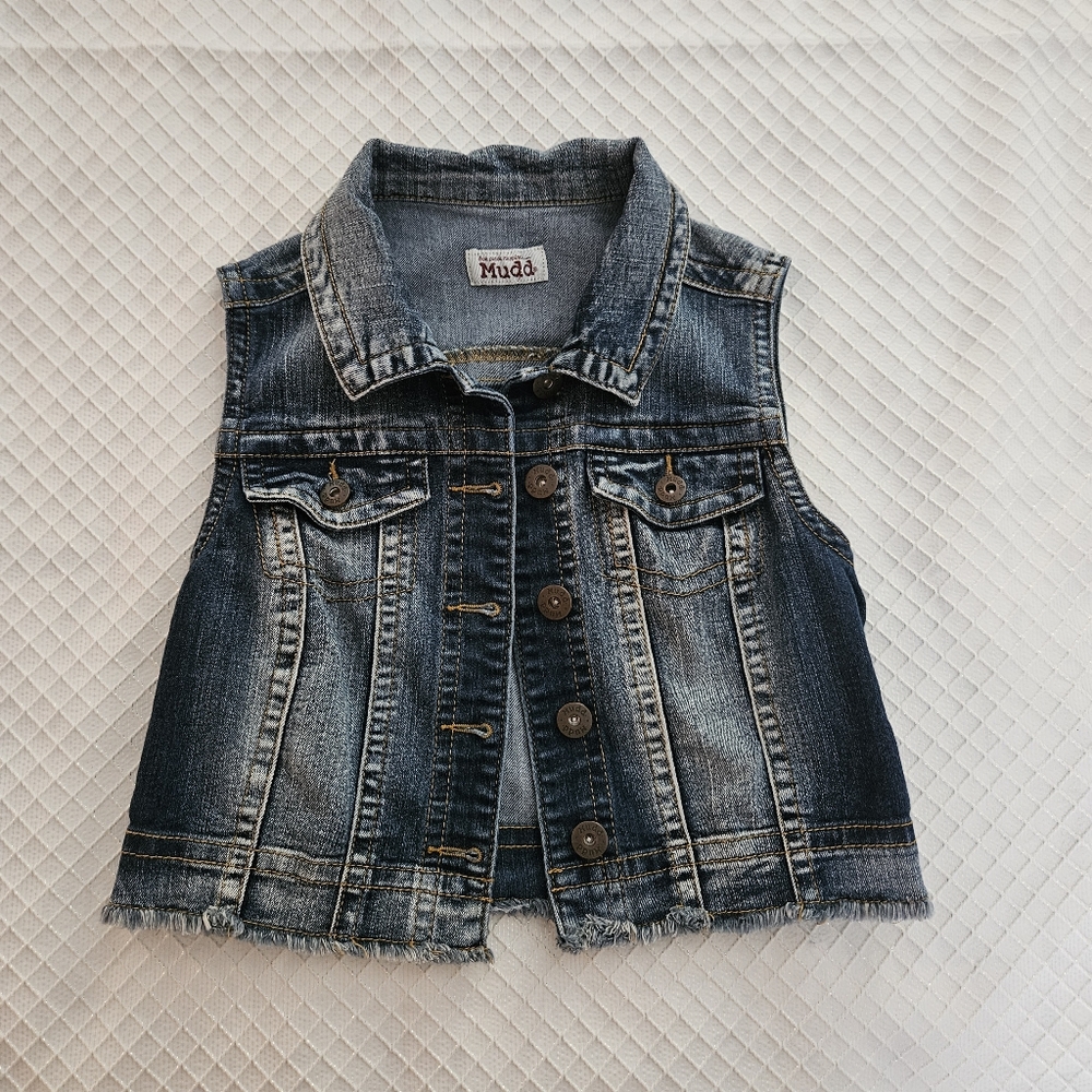 Mudd Denim Ombré Distressed Vest - Picture 2 of 7